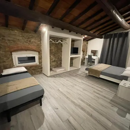 Rent Iacopo * Capannori