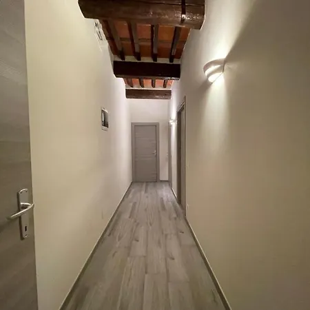Rent Iacopo