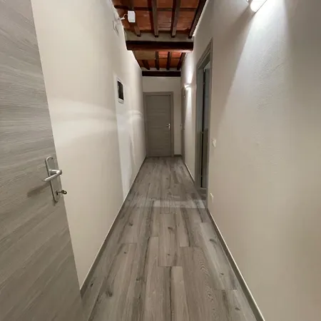 Rent Iacopo